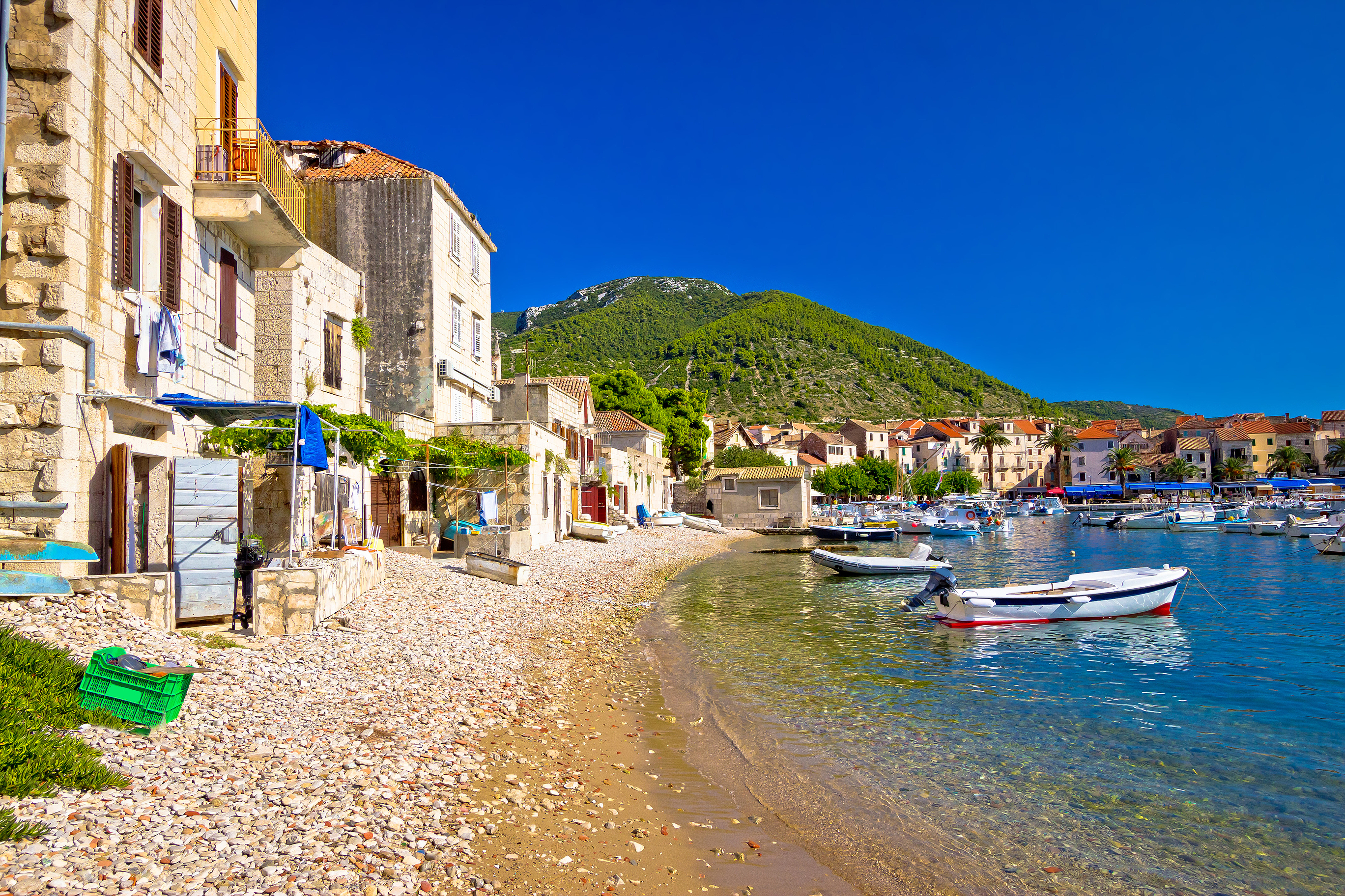 Utgångspunkter och ruttförslag för båtcharter i Kroatien